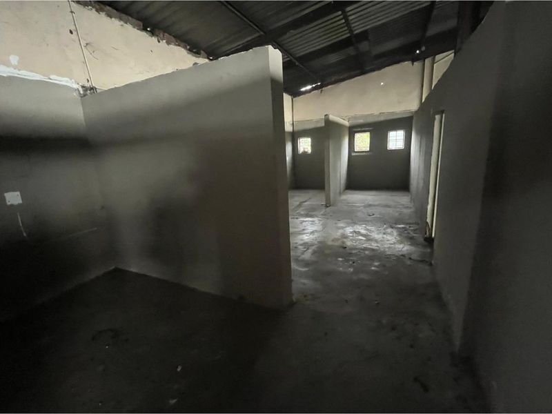 Industrial Warehouse / Workshop for Sale - Prime Dundee Location (NO TRANSFER DUTY) - Photo 3