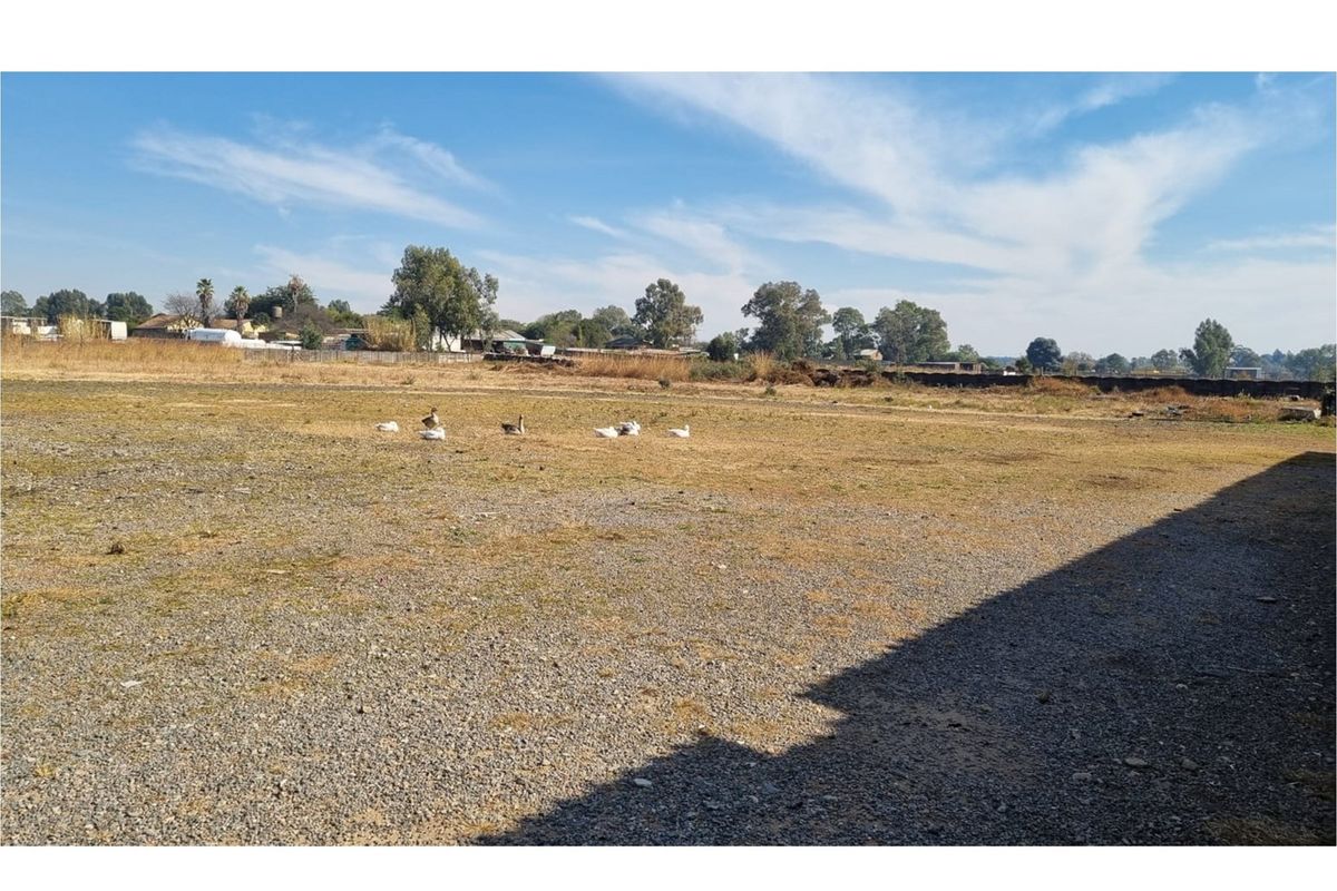 "Prime Benoni AH Factory Complex for Sale" - Photo 3