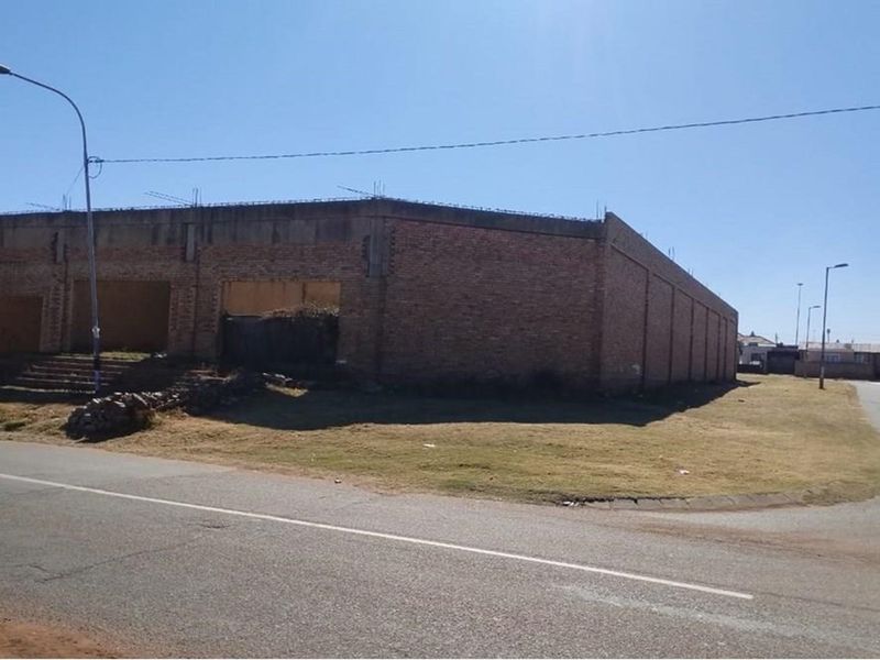 Commercial Building For Sale In Mapetla - Photo 5