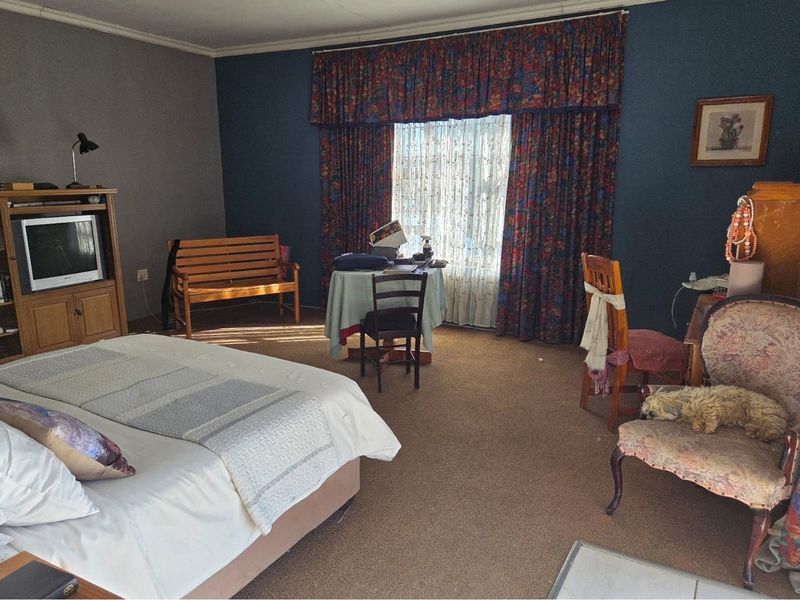 Prime Opportunity for a Holiday Retreat, Retirement Haven, or Lifestyle Hub - Photo 10