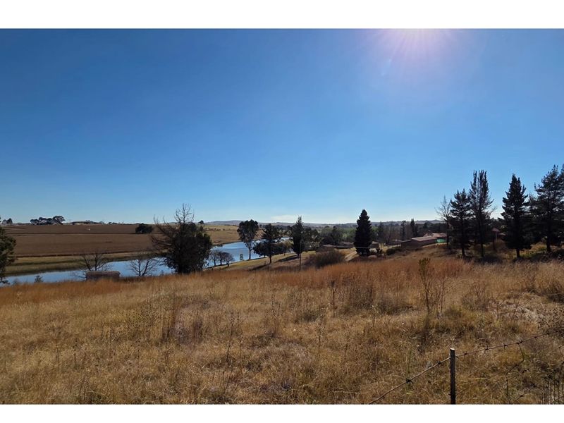 Prime Opportunity for a Holiday Retreat, Retirement Haven, or Lifestyle Hub - Photo 2