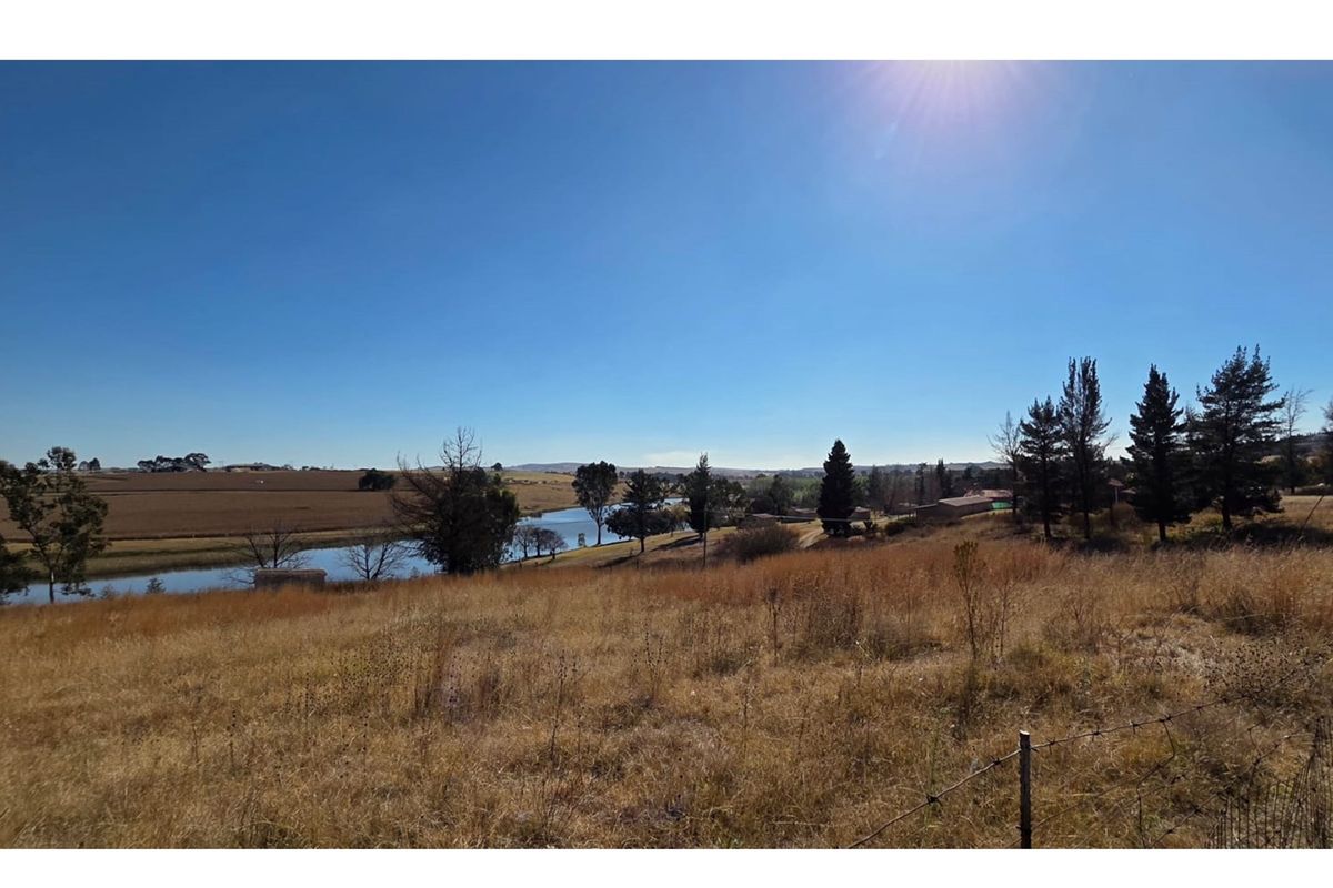 Prime Opportunity for a Holiday Retreat, Retirement Haven, or Lifestyle Hub - Photo 2