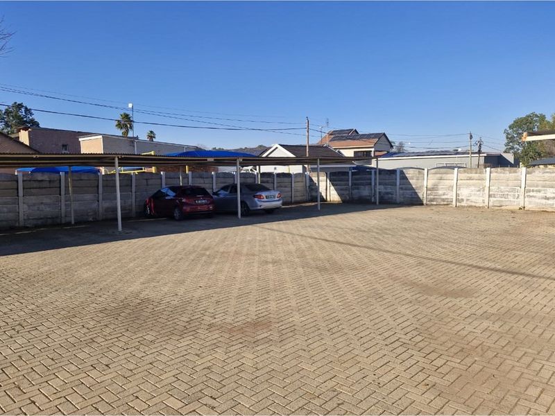 "Prime North West Commercial Space Sale" - Photo 4