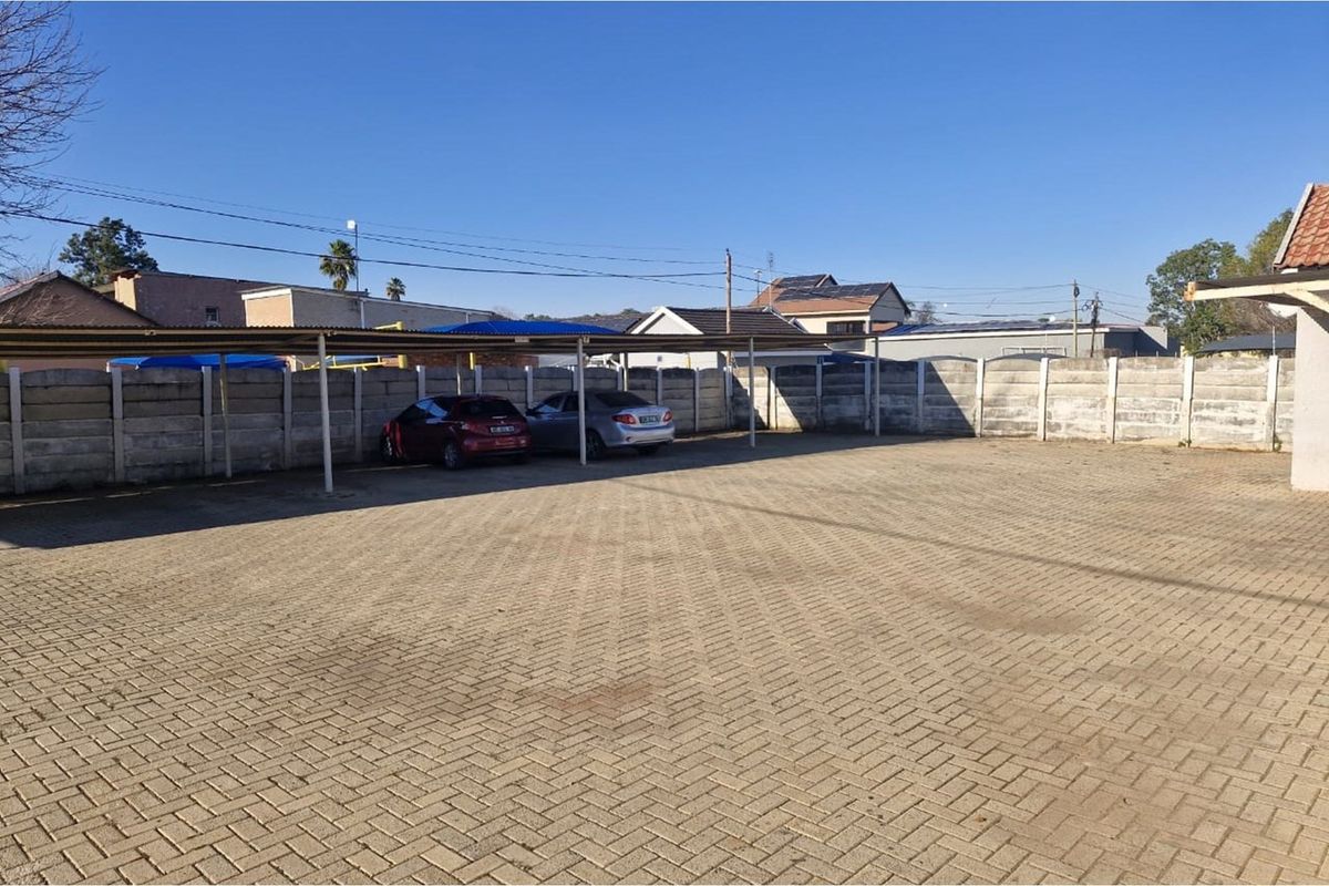 "Prime North West Commercial Space Sale" - Photo 4