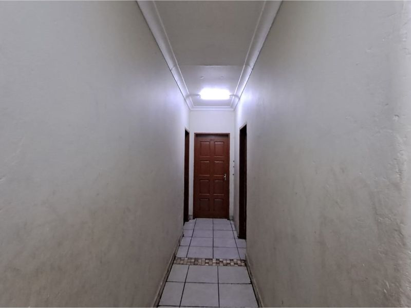 Commercial  Investment - Photo 4