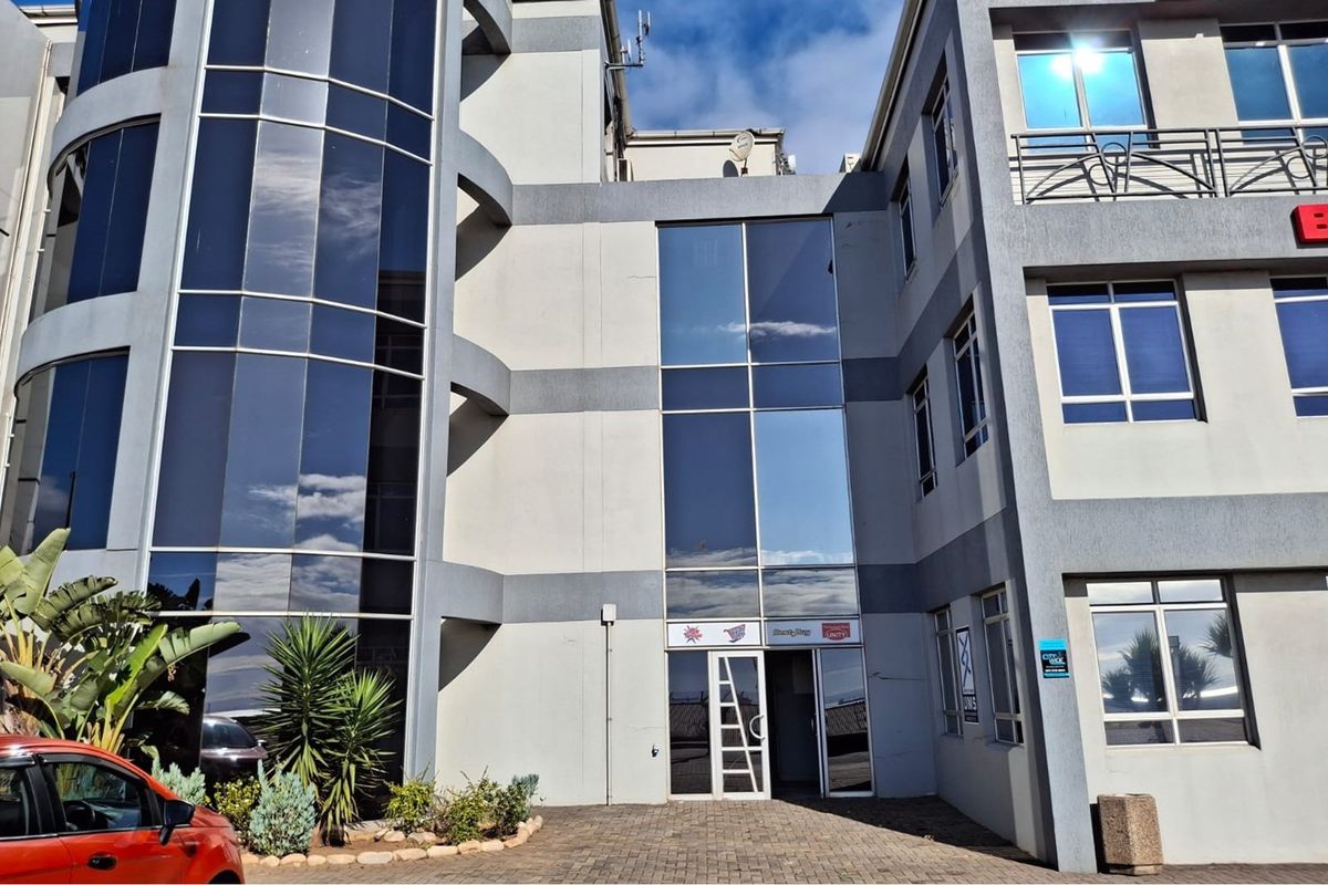 Modern offices available in Humewood - Photo 2