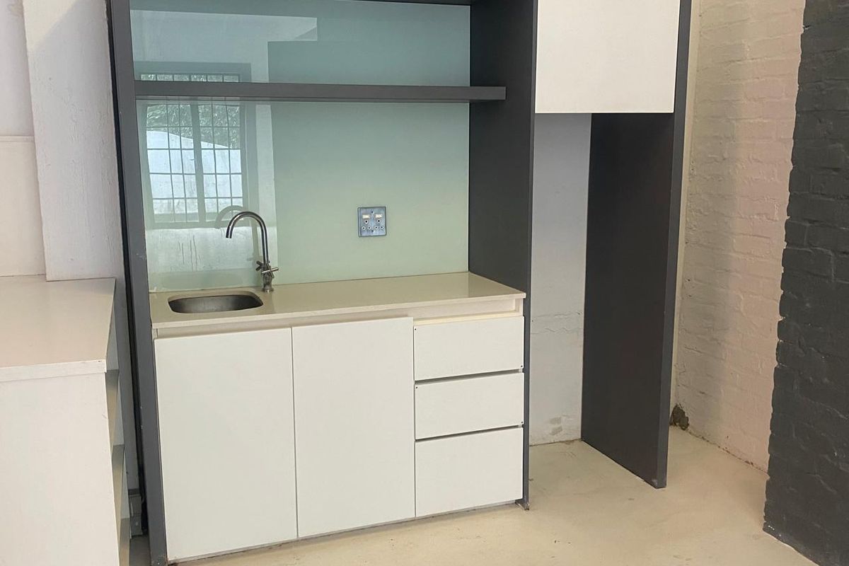 Retail/Office To Let in City Centre - Photo 4