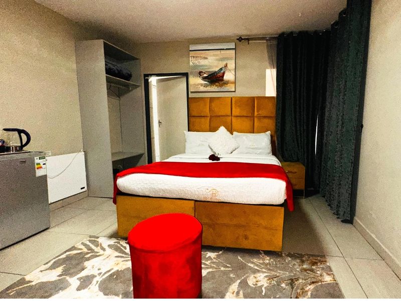 BEAUTIFUL (12) ACTIVE ROOMS GUEST LODGE FOR SALE  (AIR B"N"B) - Photo 10