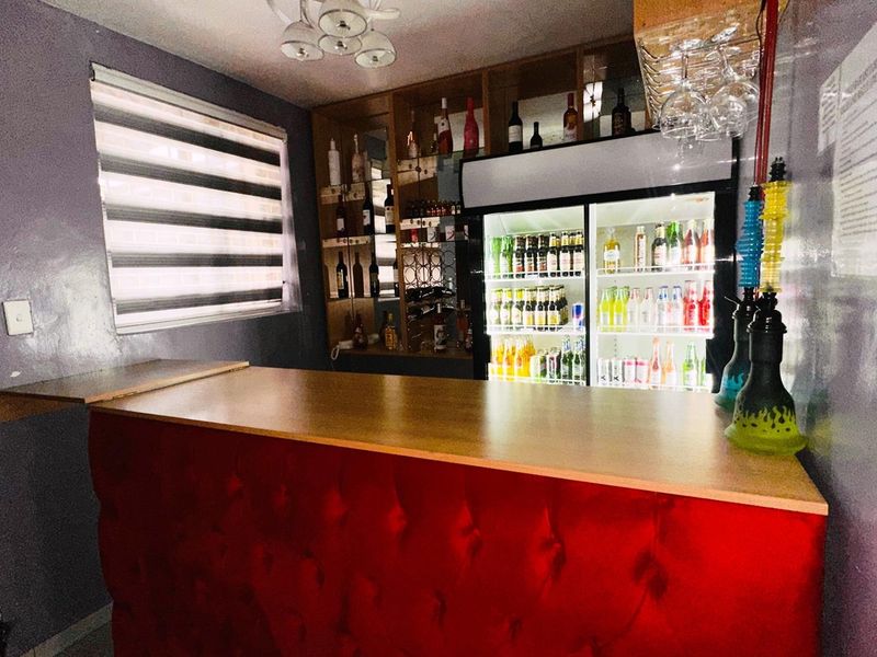 BEAUTIFUL (12) ACTIVE ROOMS GUEST LODGE FOR SALE  (AIR B"N"B) - Photo 9