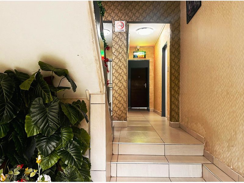 BEAUTIFUL (12) ACTIVE ROOMS GUEST LODGE FOR SALE  (AIR B"N"B) - Photo 3