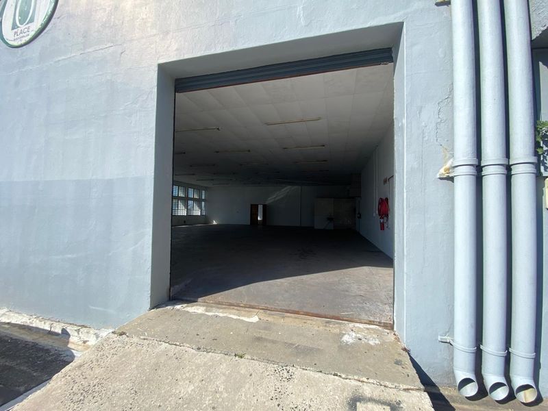Multiple Warehouse Spaces To Let In Walmer Estate - Photo 9