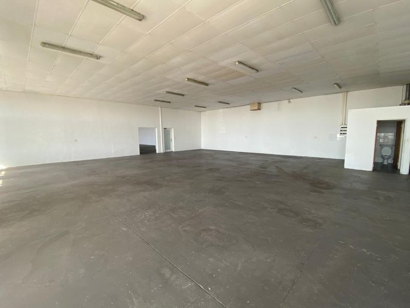 Multiple Warehouse Spaces To Let In Walmer Estate - Photo 7