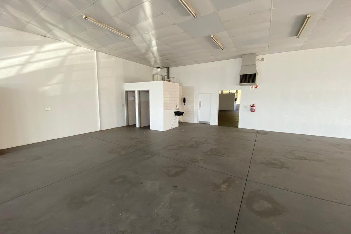 Multiple Warehouse Spaces To Let In Walmer Estate - Photo 4