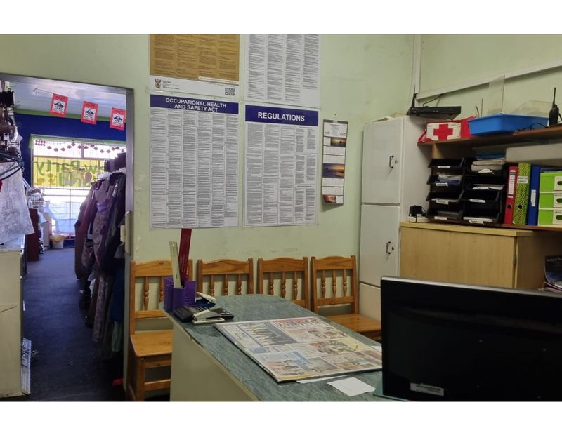 Prime Retail Property in Geduld at Reduced Price! - Photo 6