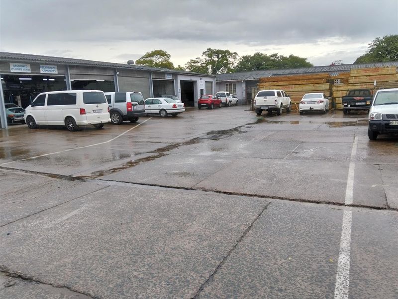 Warehouse suitable for vehicle workshop or manufacturing to let in New Germany. - Photo 7