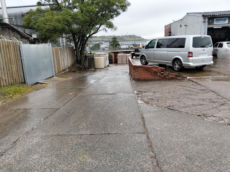 Warehouse suitable for vehicle workshop or manufacturing to let in New Germany. - Photo 6