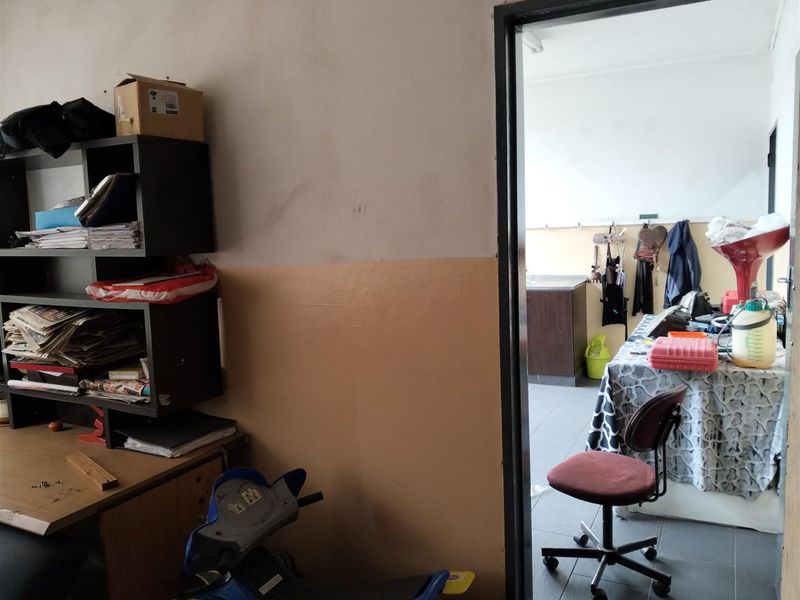 Rent or buy fantastic warehouse. - Photo 7