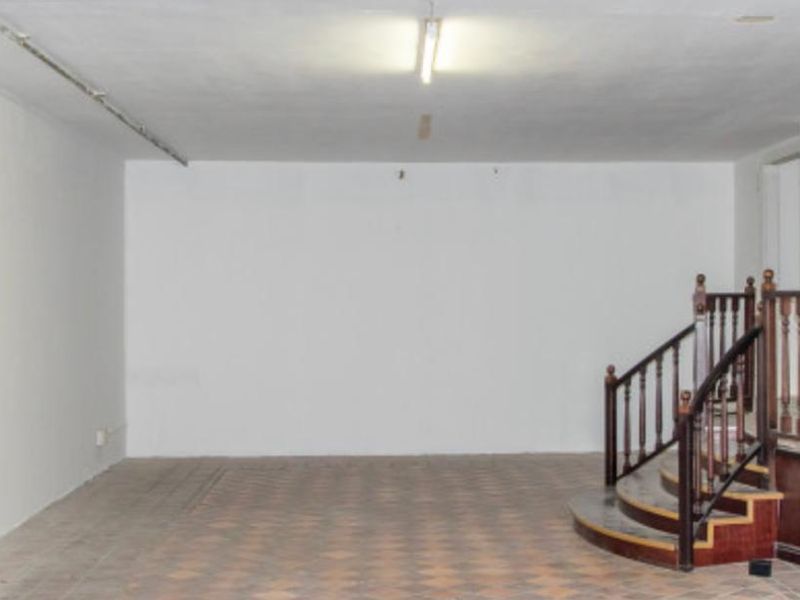 Retail Space To Let On Strand Street - Photo 4