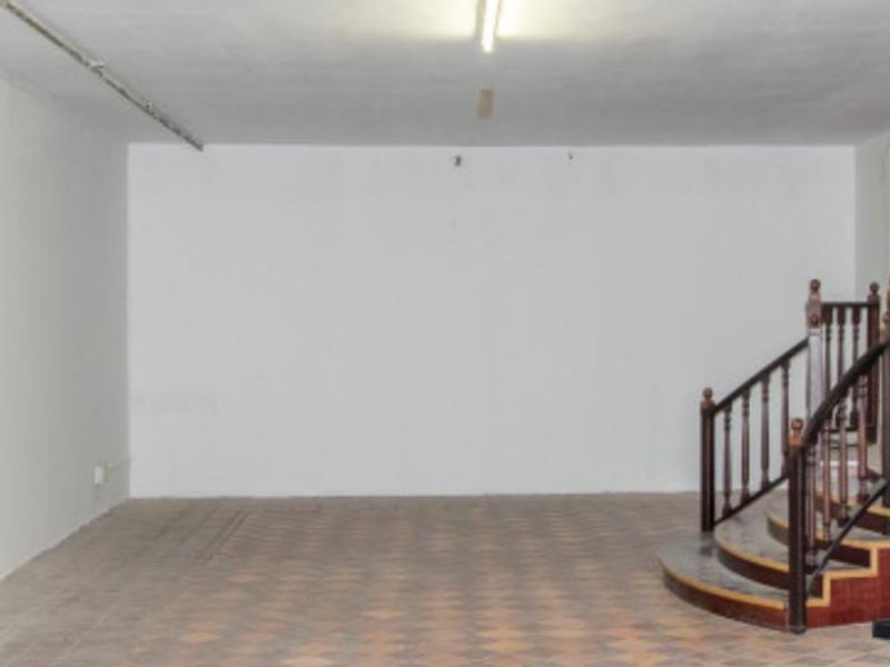 Retail Space To Let On Strand Street - Photo 9