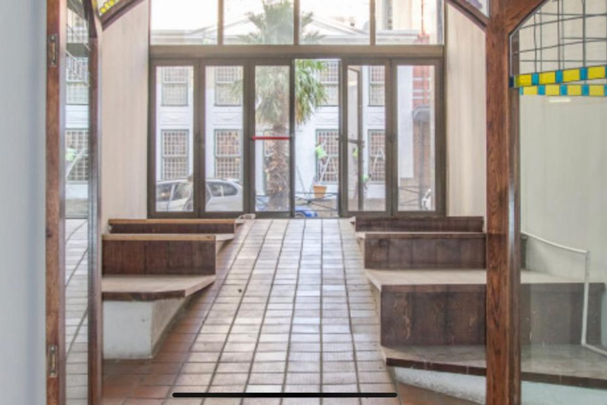Retail Space To Let On Strand Street - Photo 5