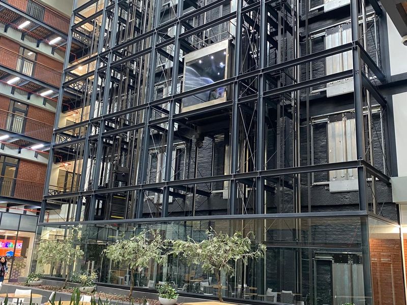 Call Centre Offices To Let in City Centre - Photo 2