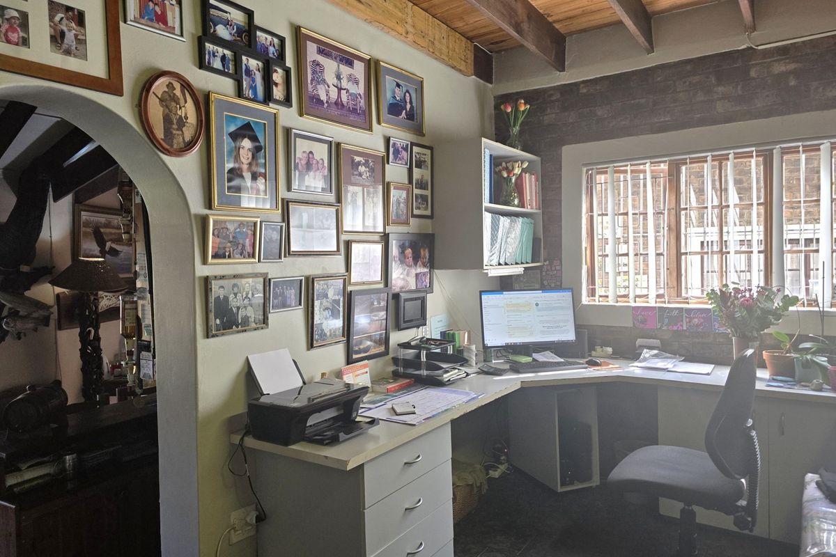 10 Room guesthouse in the heart of Birdswood for sale - Own your own piece of Paradise! - Photo 5