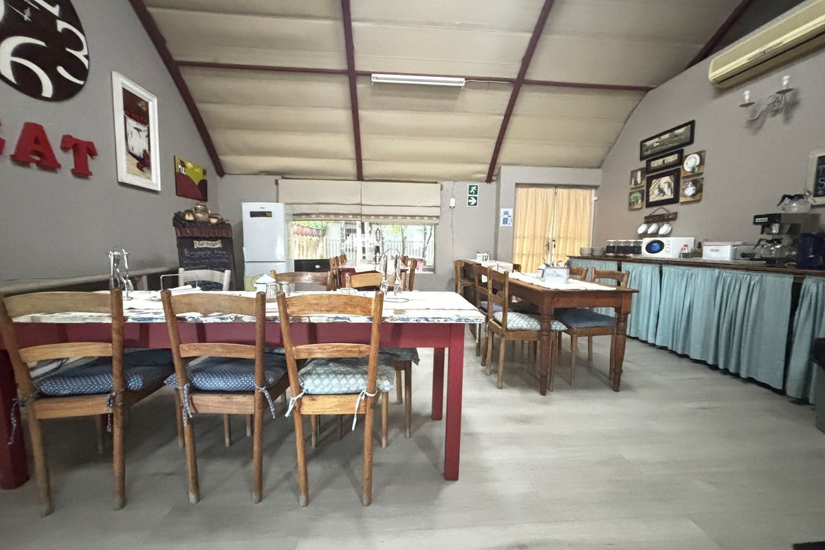 "Prime Vaalpark Guesthouse Investment Opportunity" - Photo 5