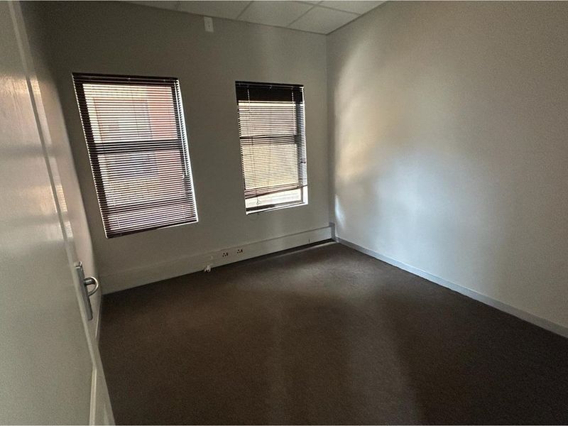 "Prime Office Space for Sale in Wilkoppies" - Photo 6