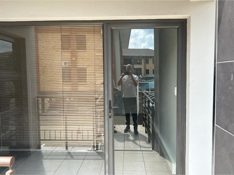 "Prime Office Space for Sale in Wilkoppies" - Photo 4