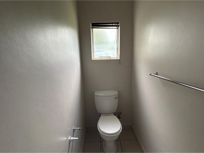 "Prime Office Space for Sale in Wilkoppies" - Photo 9