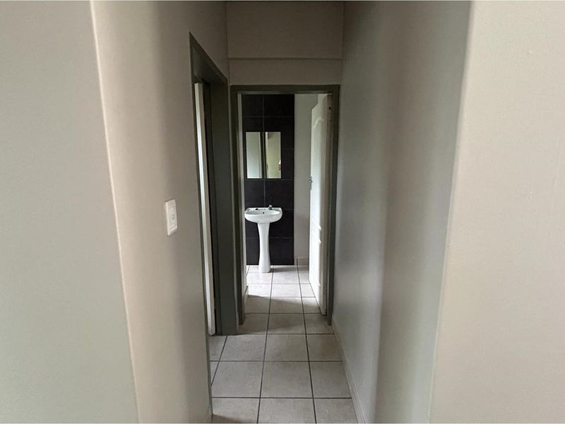 "Prime Office Space for Sale in Wilkoppies" - Photo 8
