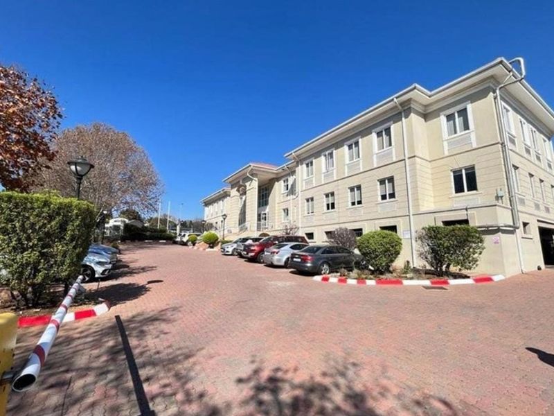 Prime Bryanston Office Space - Invest Today! - Photo 2
