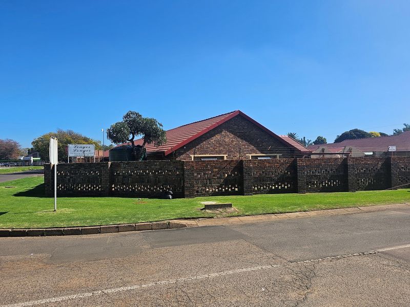 Retail Space For Sale in Del Judor, Witbank - Photo 2