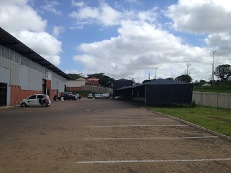 Highly sought after warehouse newly available - Photo 8