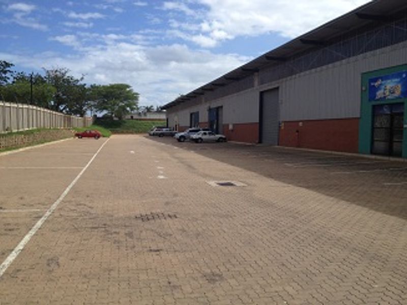 Highly sought after warehouse newly available - Photo 2