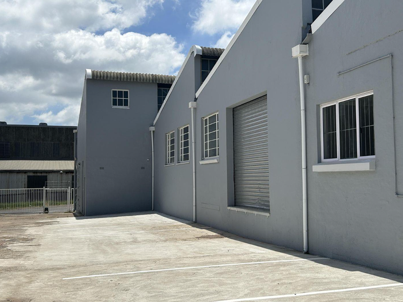 Highly sought after facility newly available - Photo 5