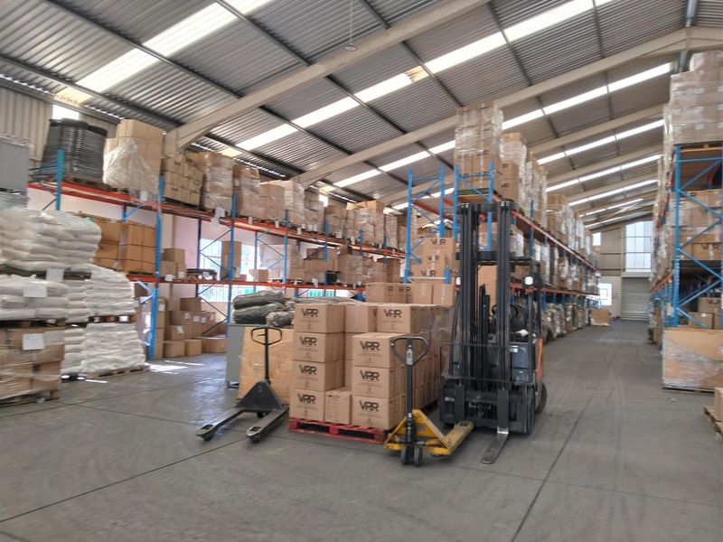 Opportunity to own your warehouse at Cato dry Port. - Photo 2