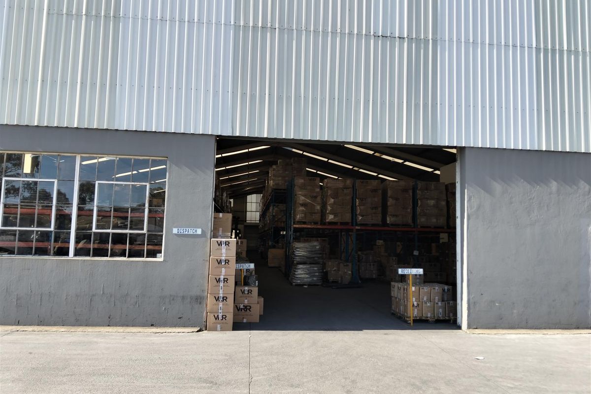 Opportunity to own your warehouse at Cato dry Port. - Photo 3