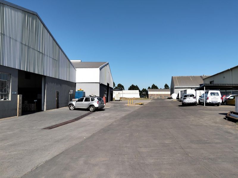 Opportunity to own your warehouse at Cato dry Port. - Photo 4