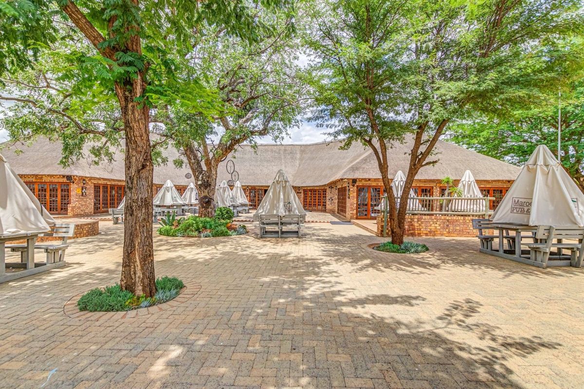 Investor’s Dream: 226Ha Lodge, Game Farming Estate - Luxury Infrastructure and High ROI Potential - Photo 2