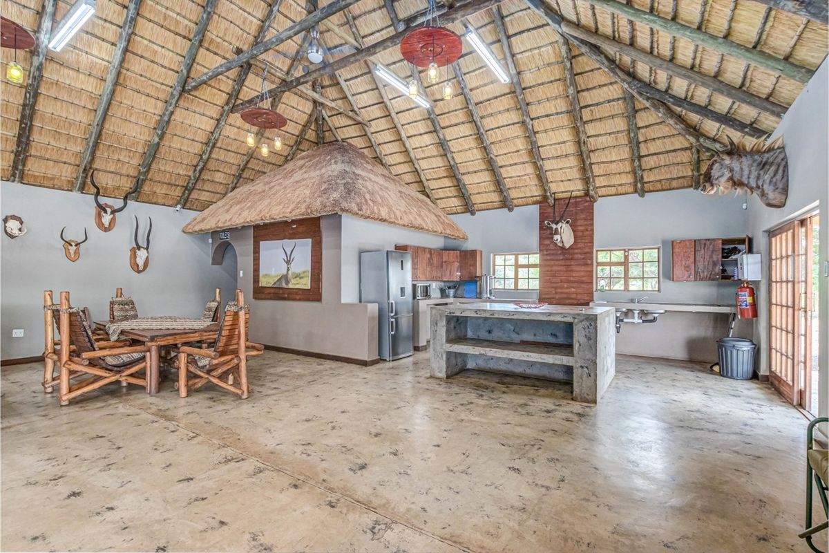 Investor’s Dream: 226Ha Lodge, Game Farming Estate - Luxury Infrastructure and High ROI Potential - Photo 4