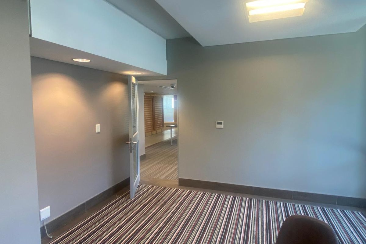 P-Grade Offices To Let - Photo 2