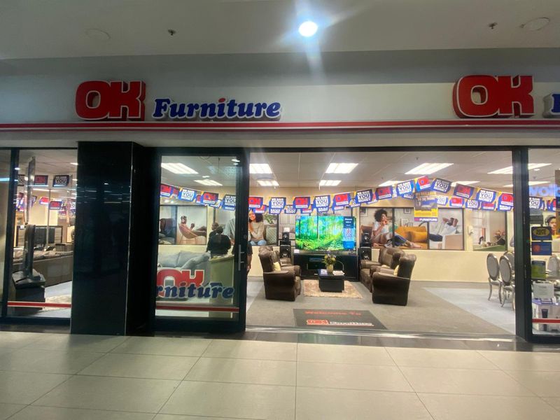 Retail Space To Let - Photo 2