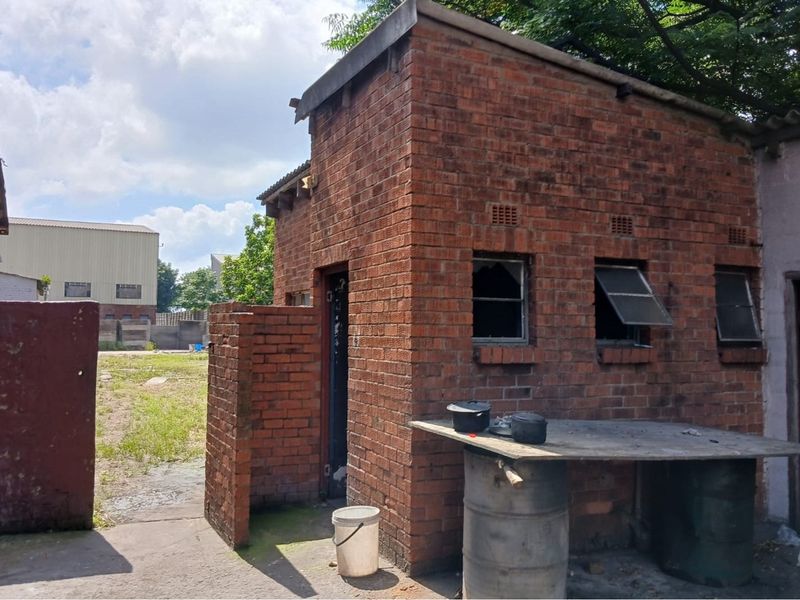 Fixer Upper Investment - Photo 2