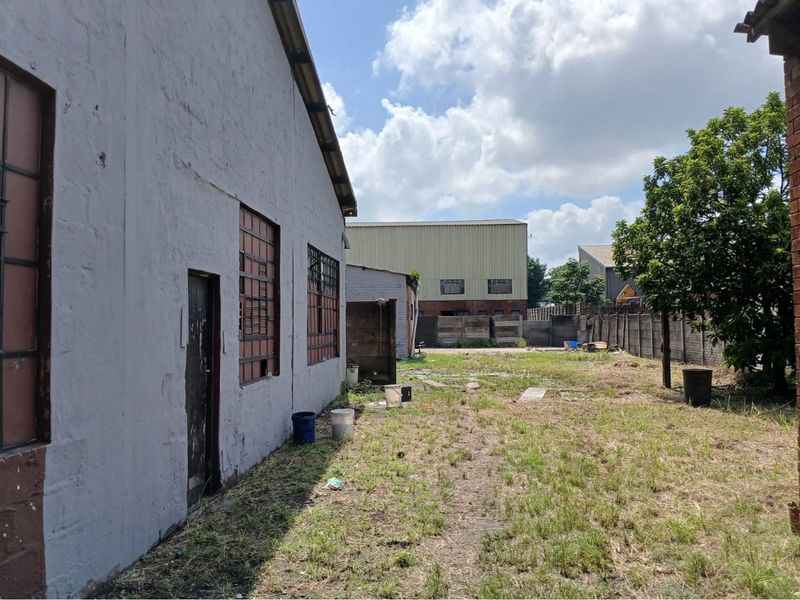 Fixer Upper Investment - Photo 4