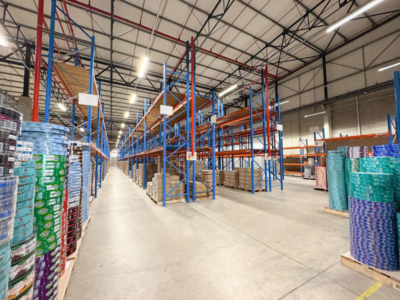 One of a kind full business premises to let. - Photo 6