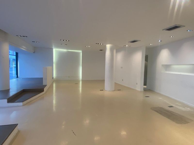 Retail Space to Rent - Photo 10