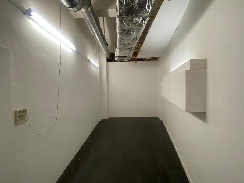 Retail Space to Rent - Photo 8