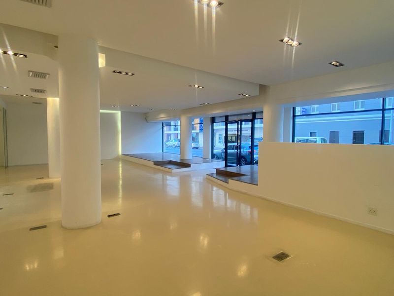 Retail Space to Rent - Photo 4