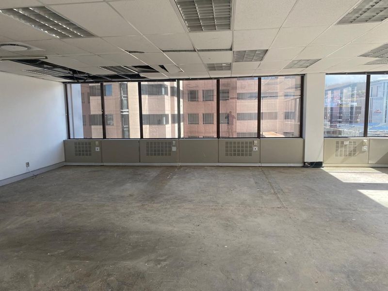 Fully Fitted Offices Available to Rent - Photo 10